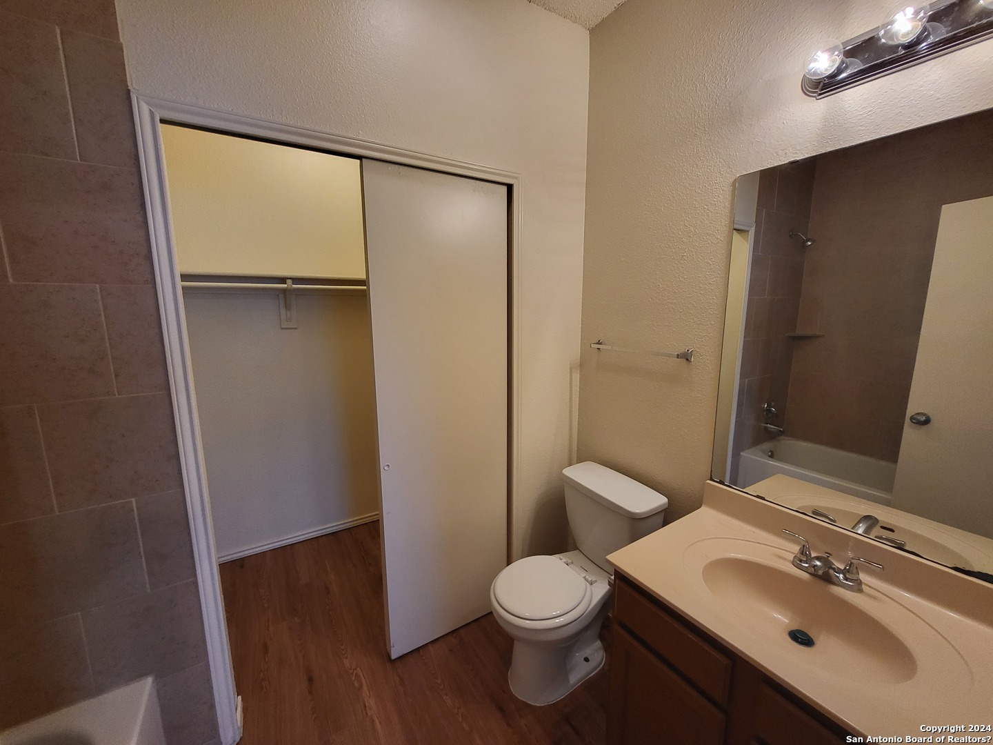 3403 Ridge Smoke San Antonio TX 78247