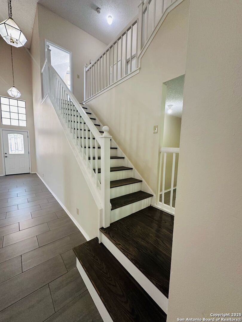 3235 Tree Grove San Antonio TX 78247
