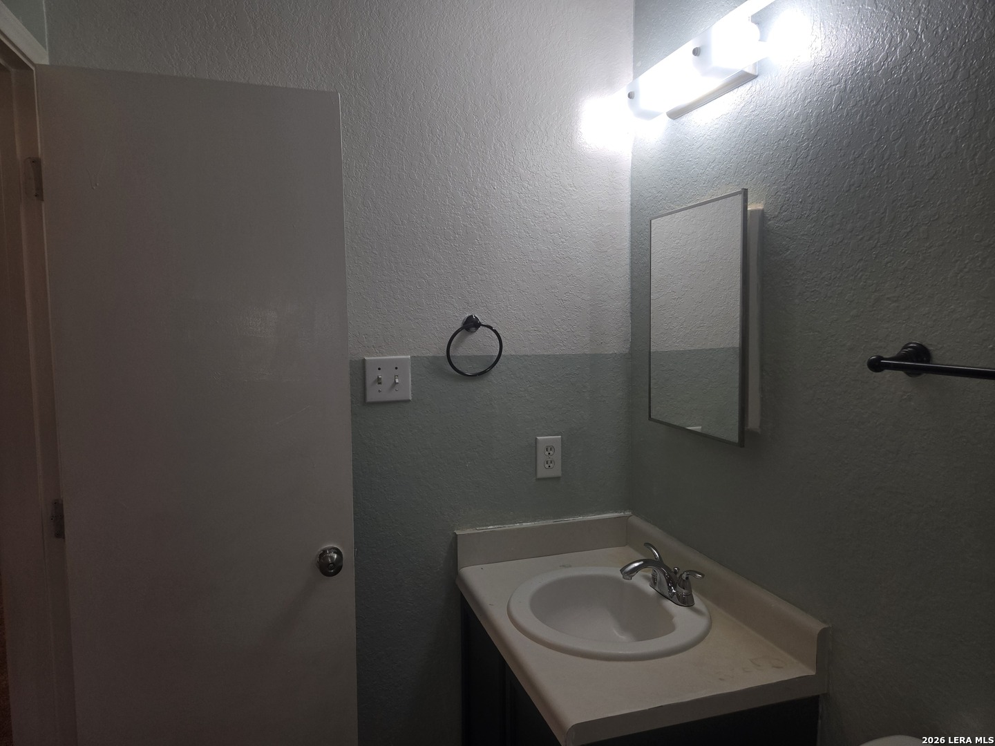 5022 Coral Flounder San Antonio TX 78244
