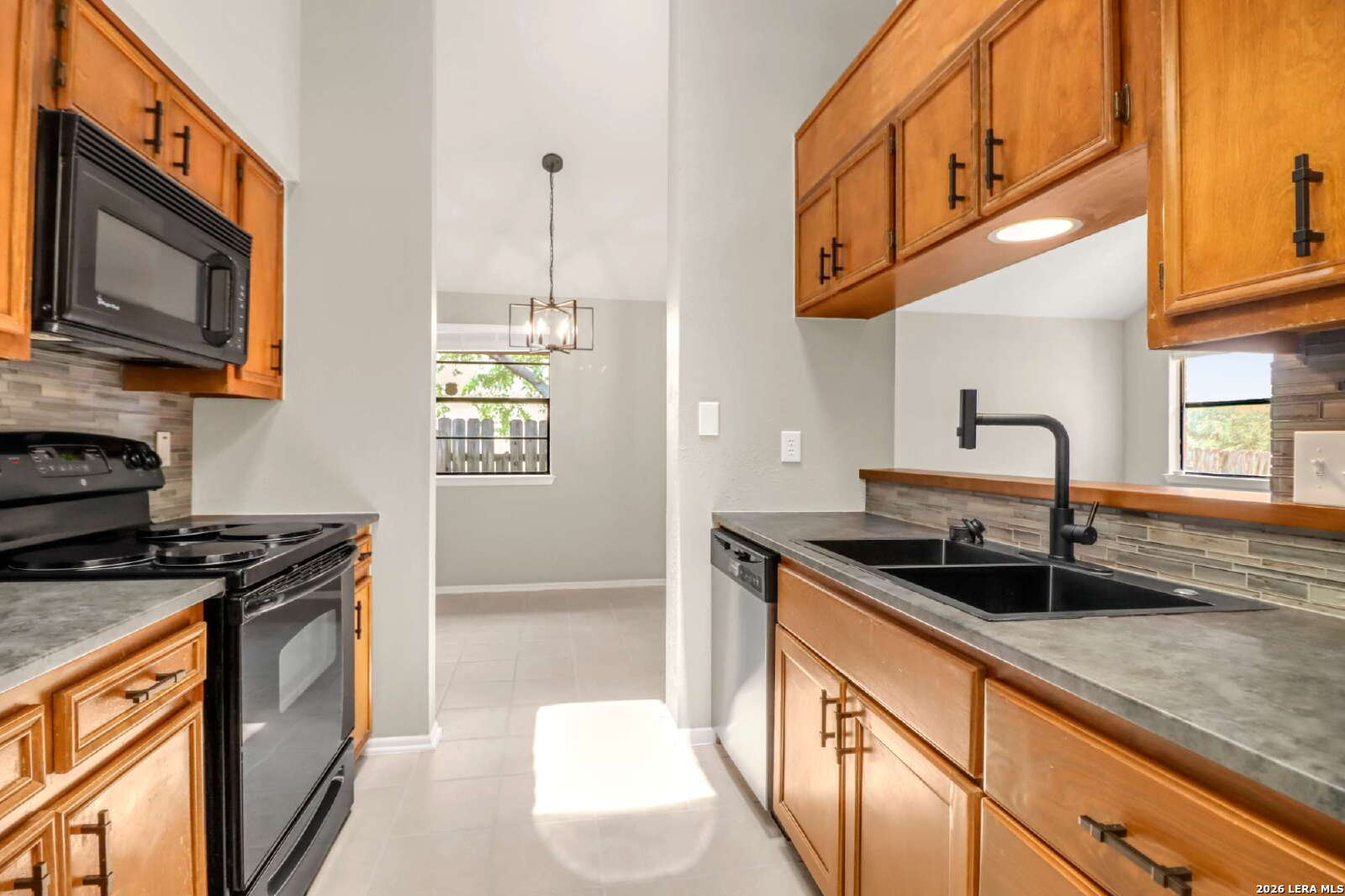 14216 Indian Woods San Antonio TX 78249