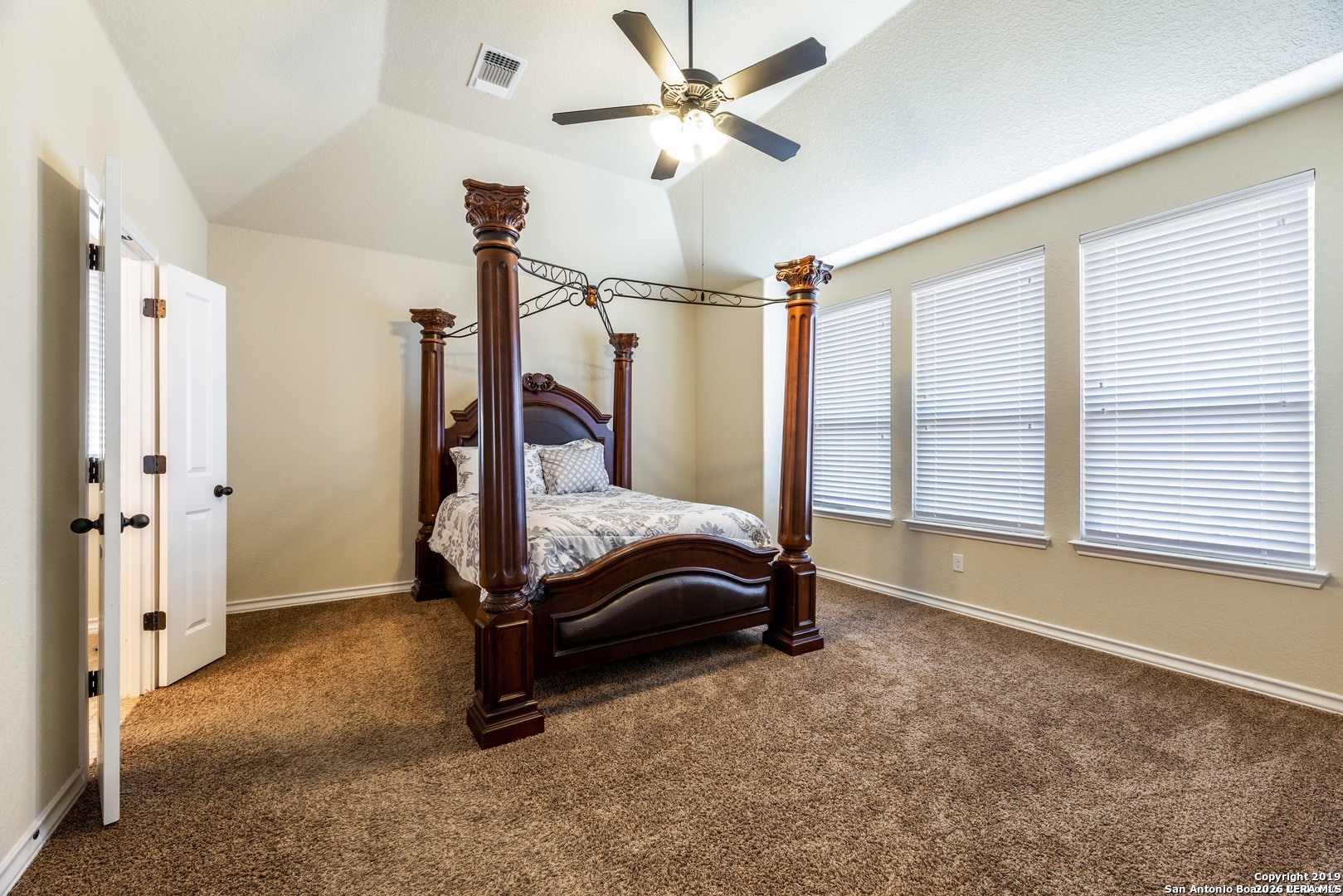 7811 Rushing Creek San Antonio TX 78254