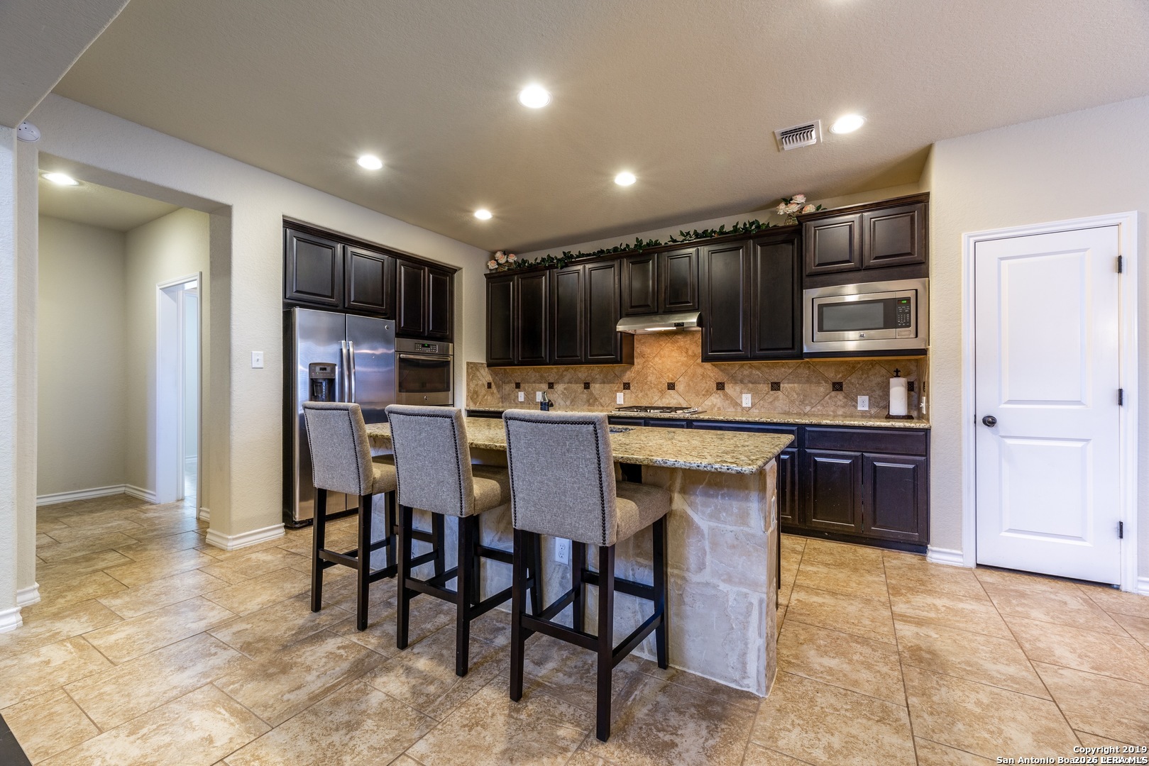 7811 Rushing Creek San Antonio TX 78254