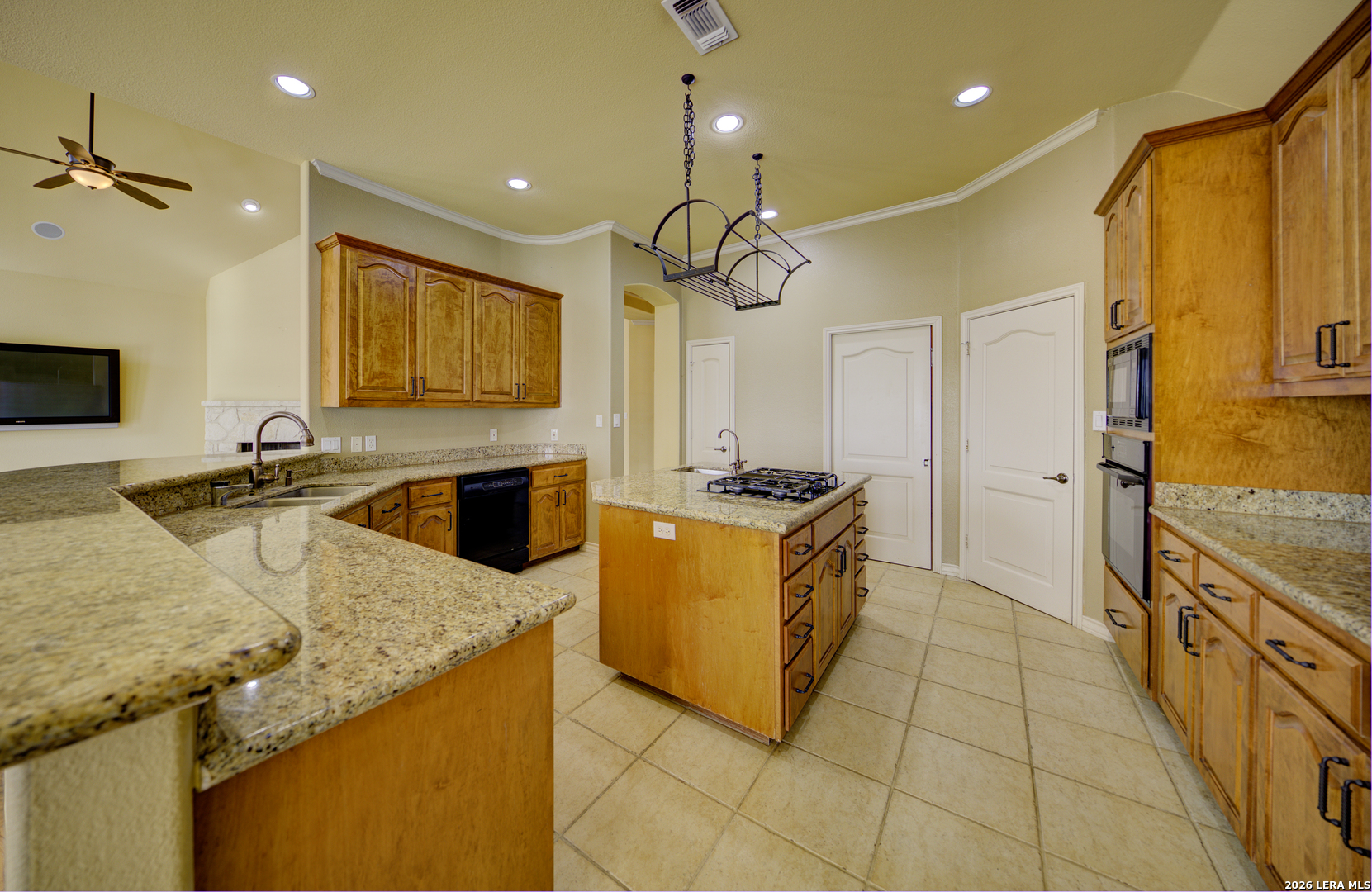 435 Paradise Point Boerne TX 78006