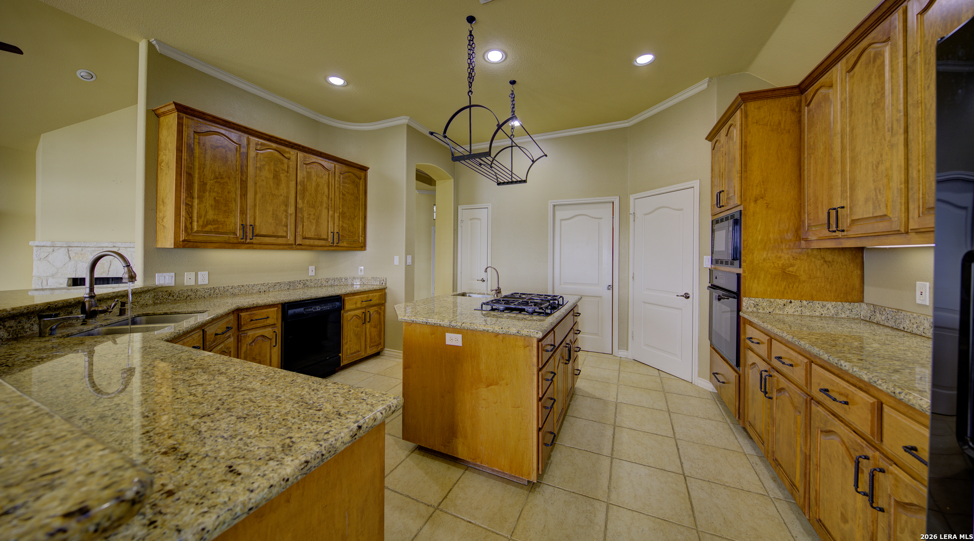 435 Paradise Point Boerne TX 78006