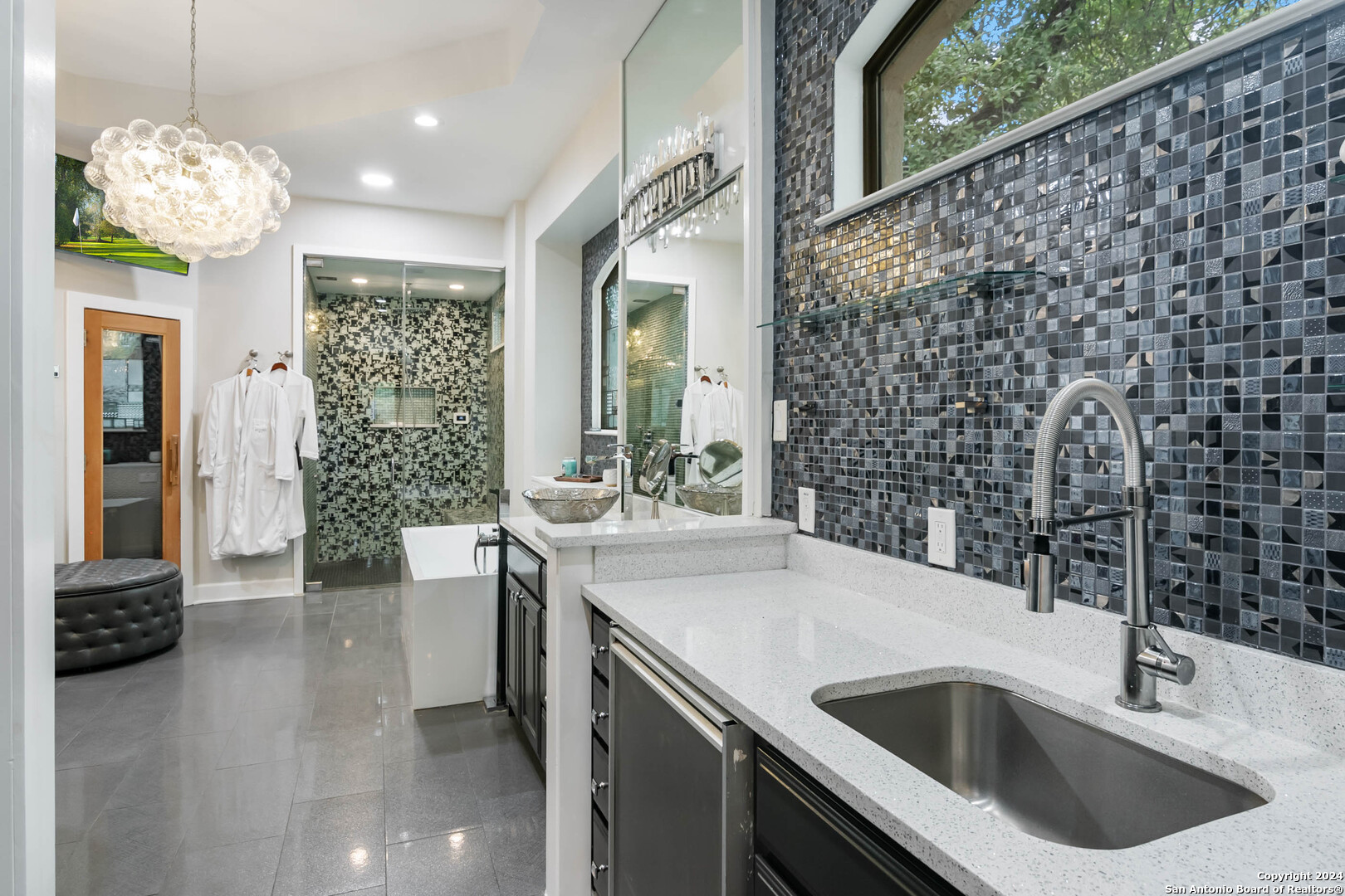 66 Sendero Verde San Antonio TX 78261