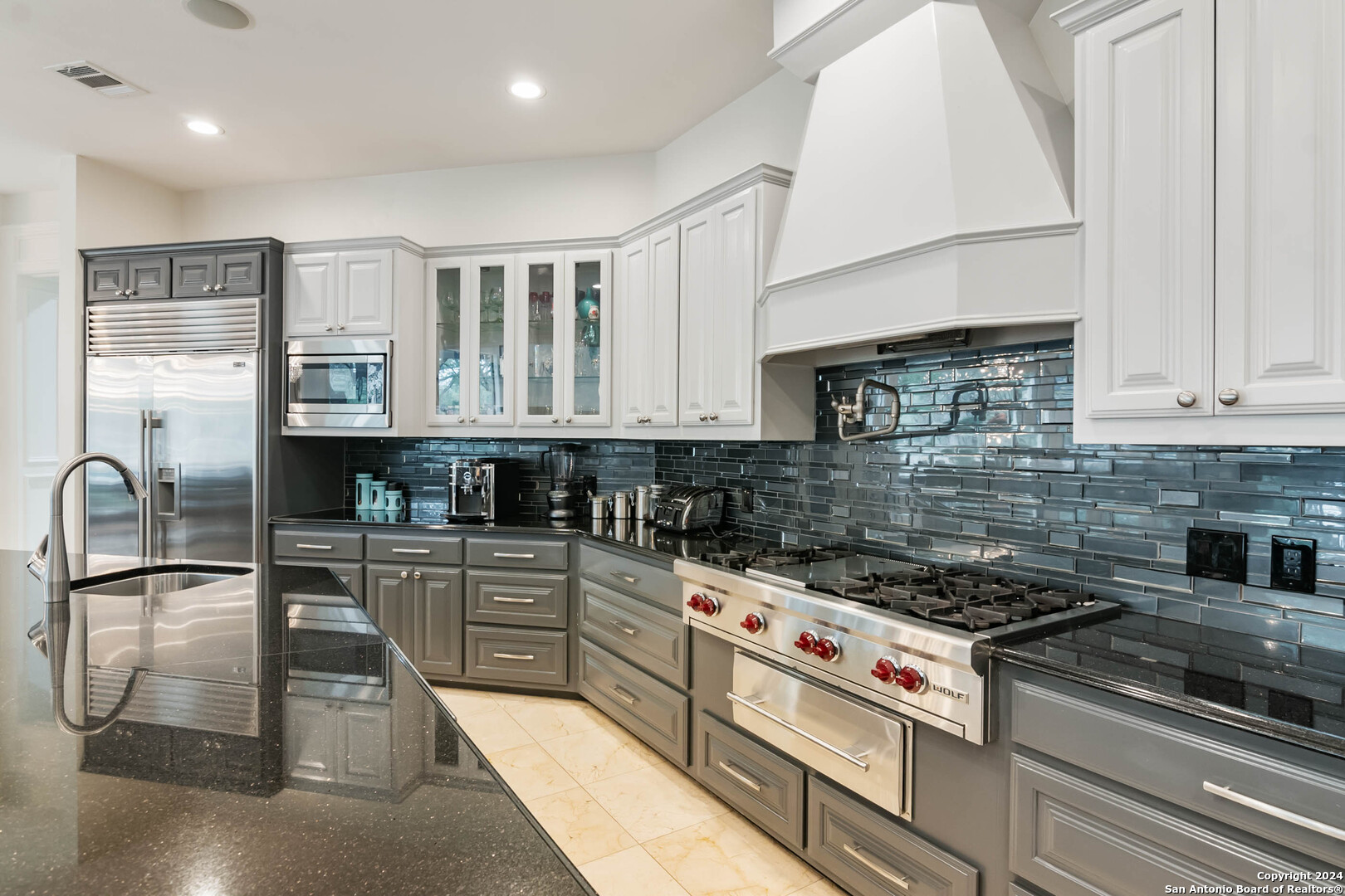 66 Sendero Verde San Antonio TX 78261