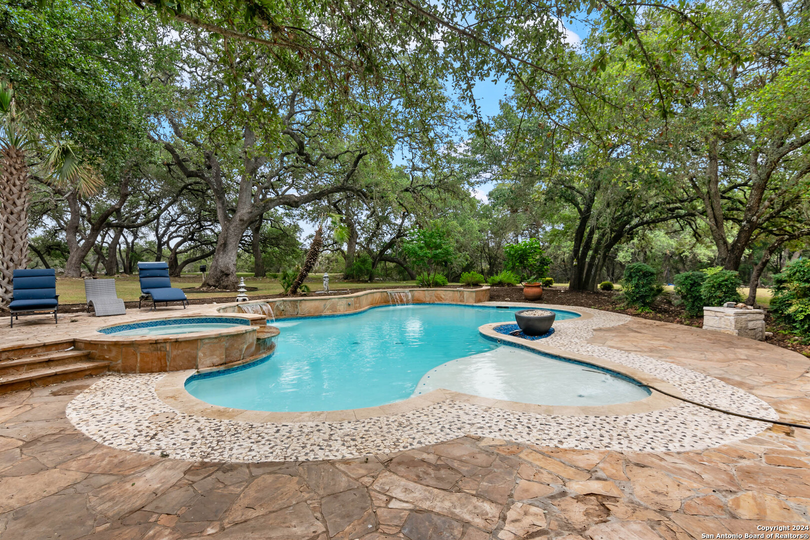 66 Sendero Verde San Antonio TX 78261