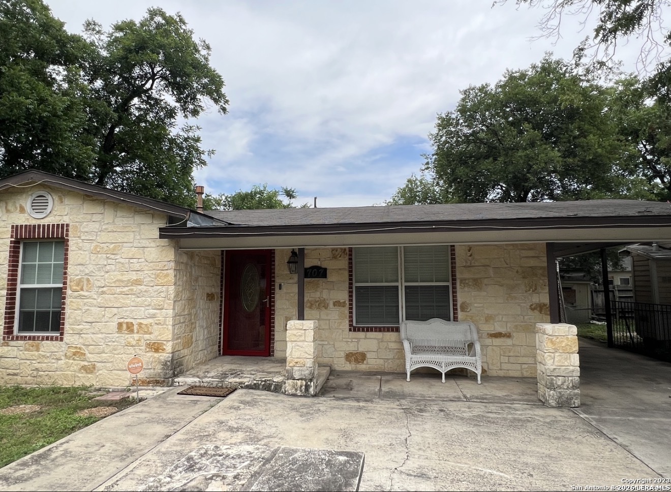 707 W Malone San Antonio TX 78225