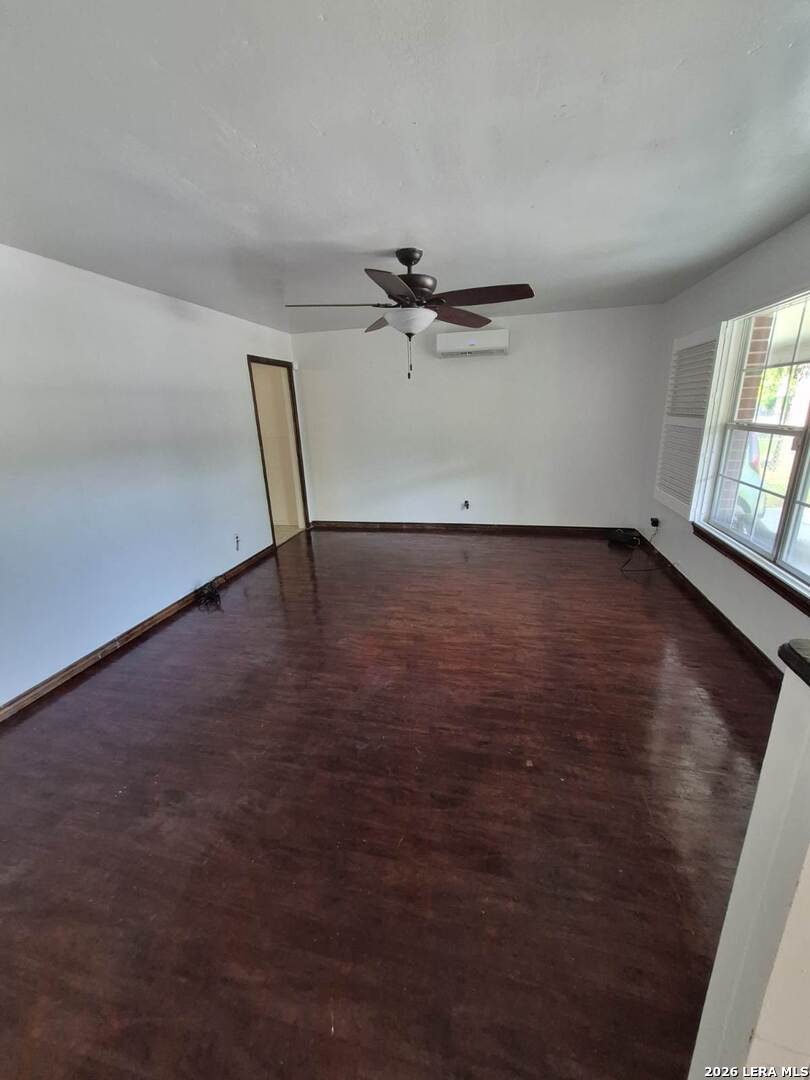 707 W Malone San Antonio TX 78225