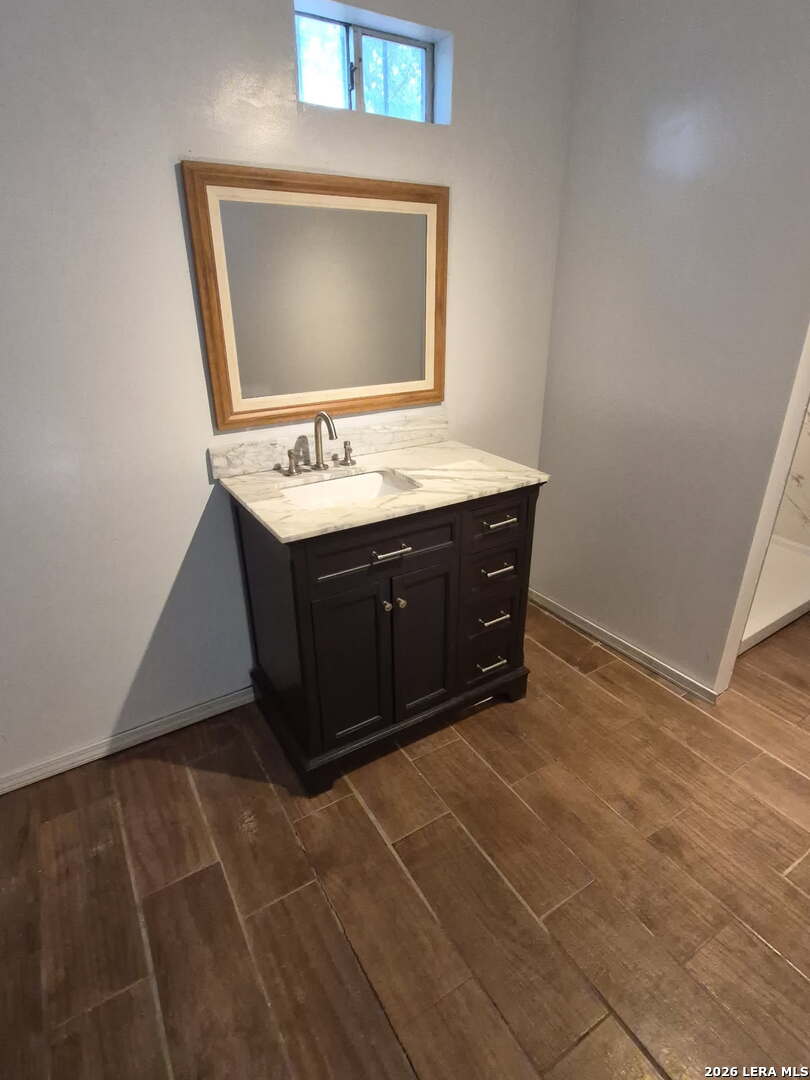 707 W Malone San Antonio TX 78225