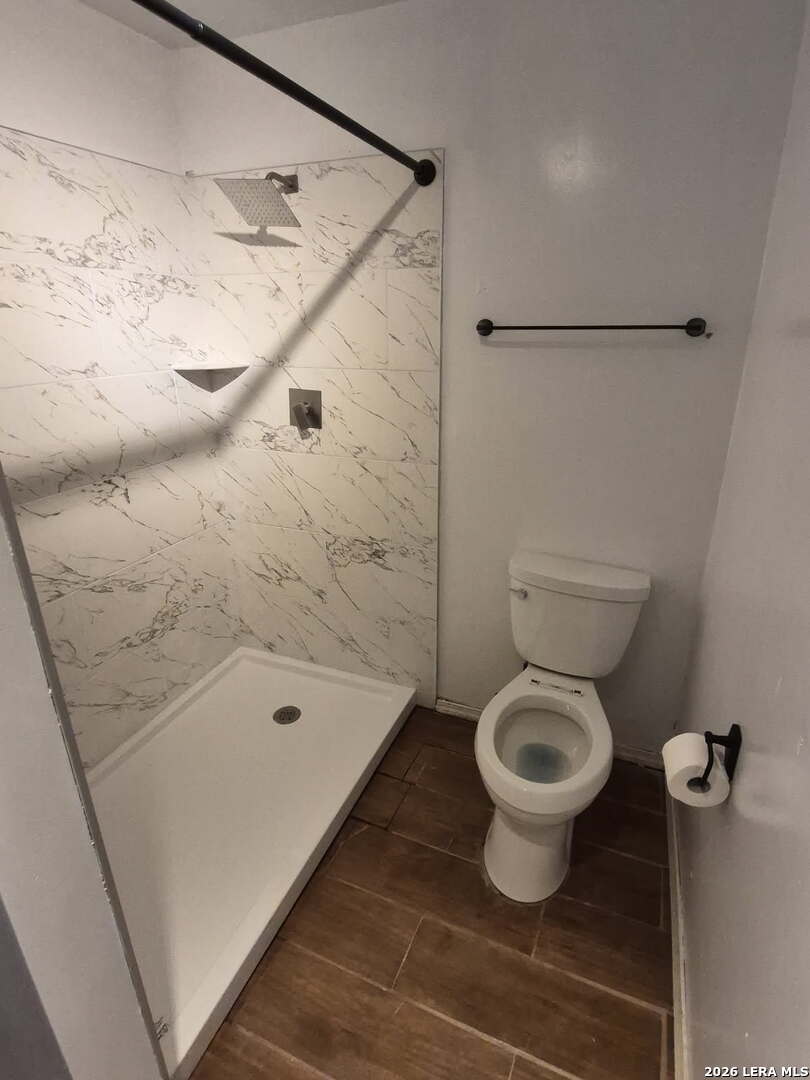 707 W Malone San Antonio TX 78225