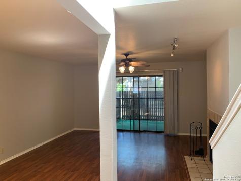 7930 Roanoke Run San Antonio TX 78240