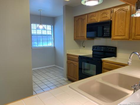 7930 Roanoke Run San Antonio TX 78240