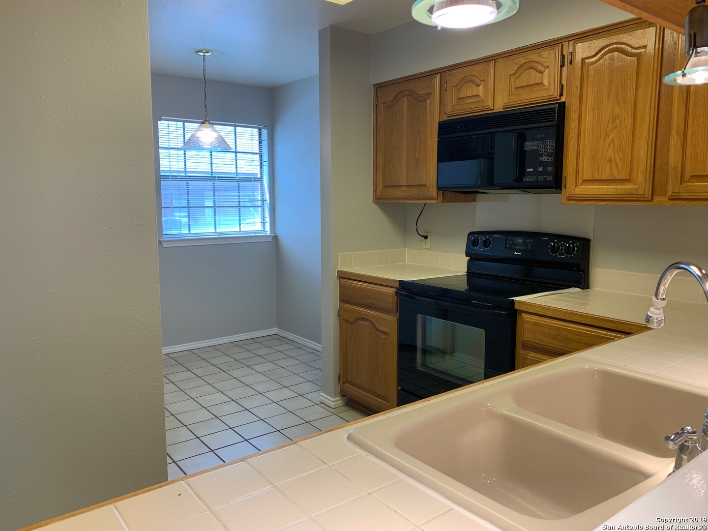 7930 Roanoke Run San Antonio TX 78240
