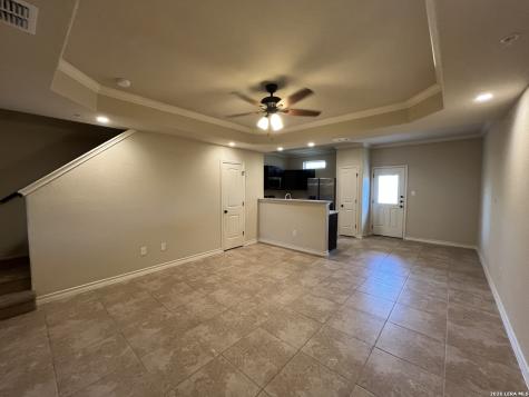 6427 Luglio Lane San Antonio TX 78233