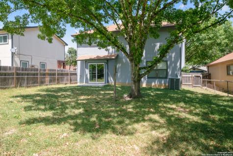 12811 Hunting Bear San Antonio TX 78249