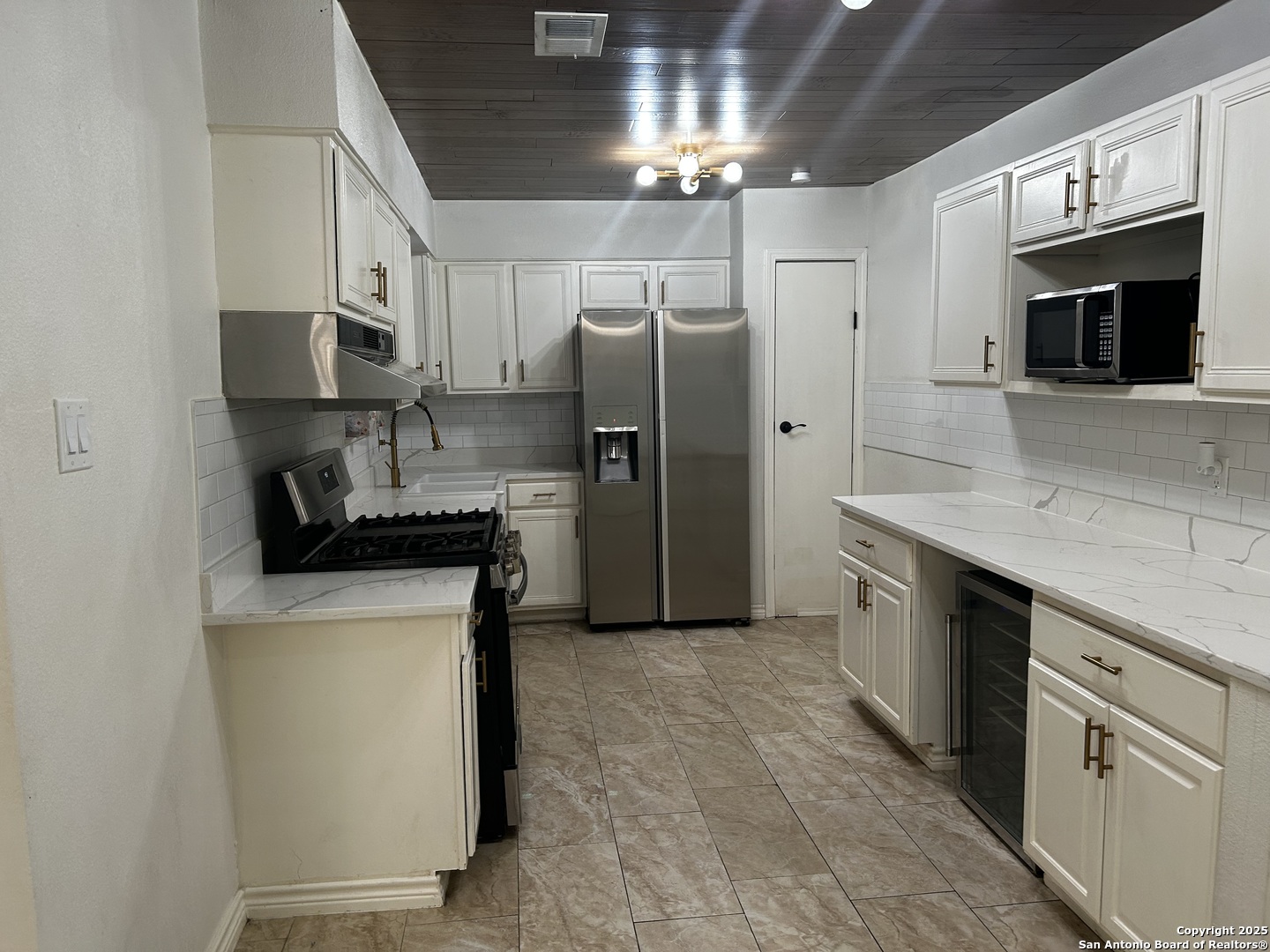 4543 Guadalajara San Antonio TX 78233