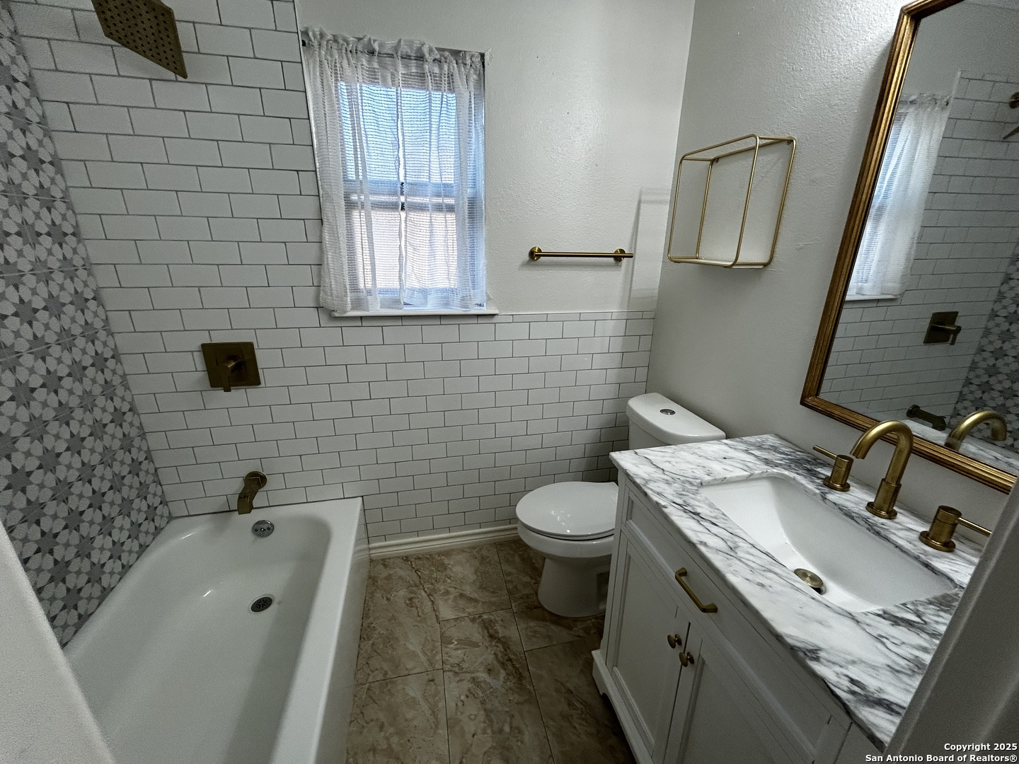 4543 Guadalajara San Antonio TX 78233