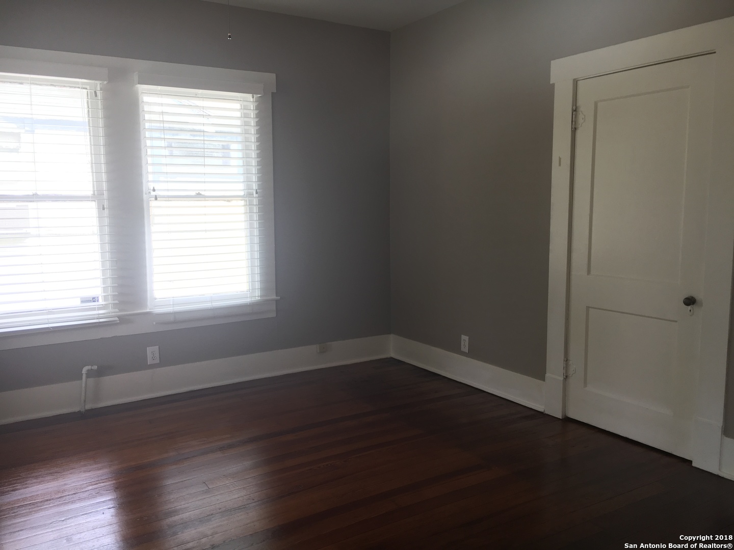 1118 W W Mistletoe Avenue San Antonio TX 78201
