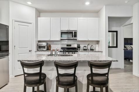 14702 Somerset Mill San Antonio TX 78254