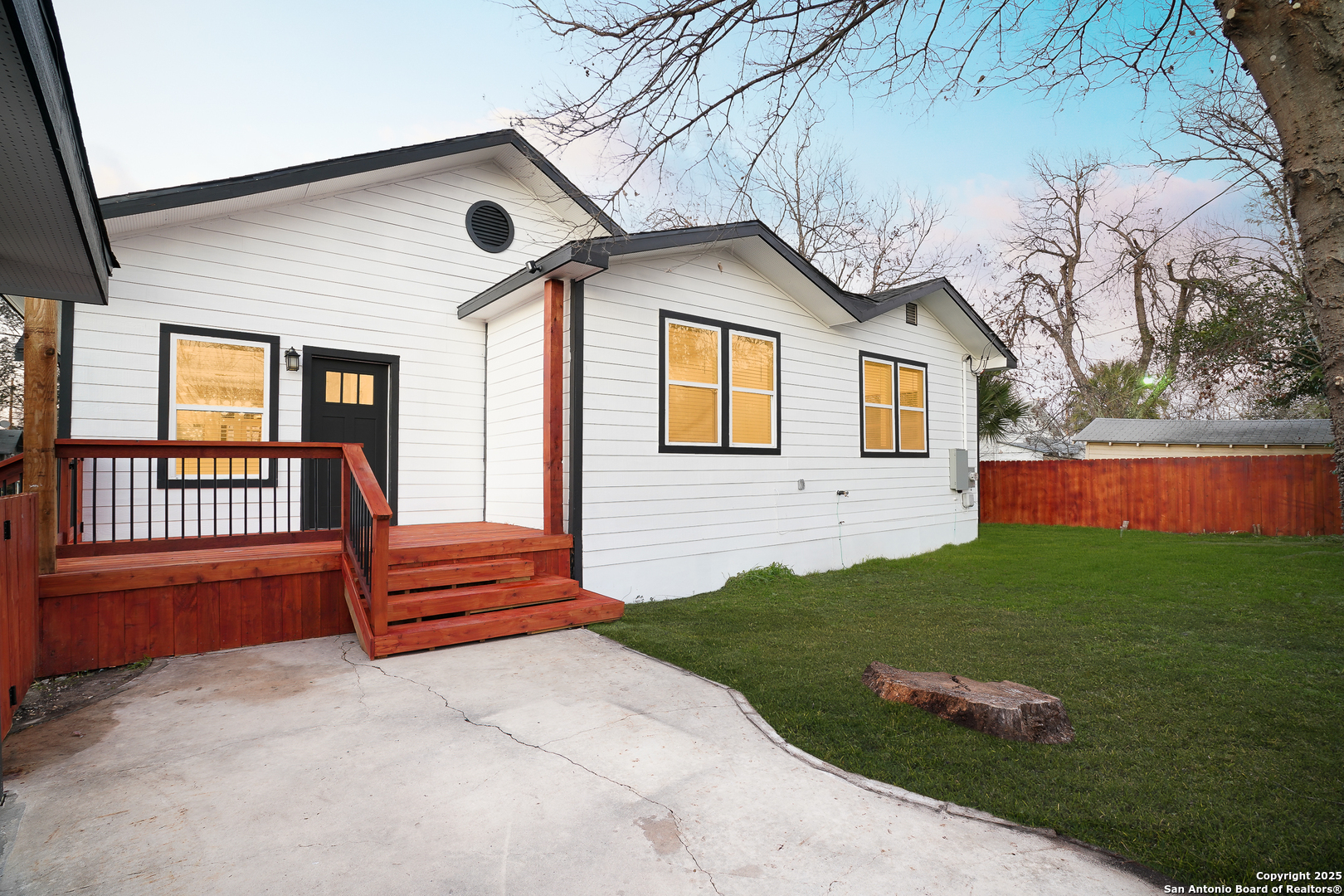 1222 Hays San Antonio TX 78202