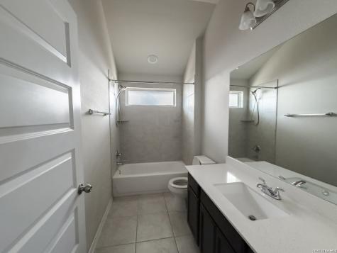139 Lyndon Drive San Marcos TX 78666