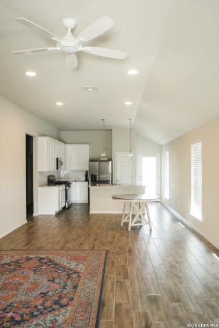 139 Lyndon Drive San Marcos TX 78666