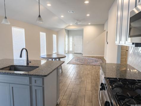 139 Lyndon Drive San Marcos TX 78666