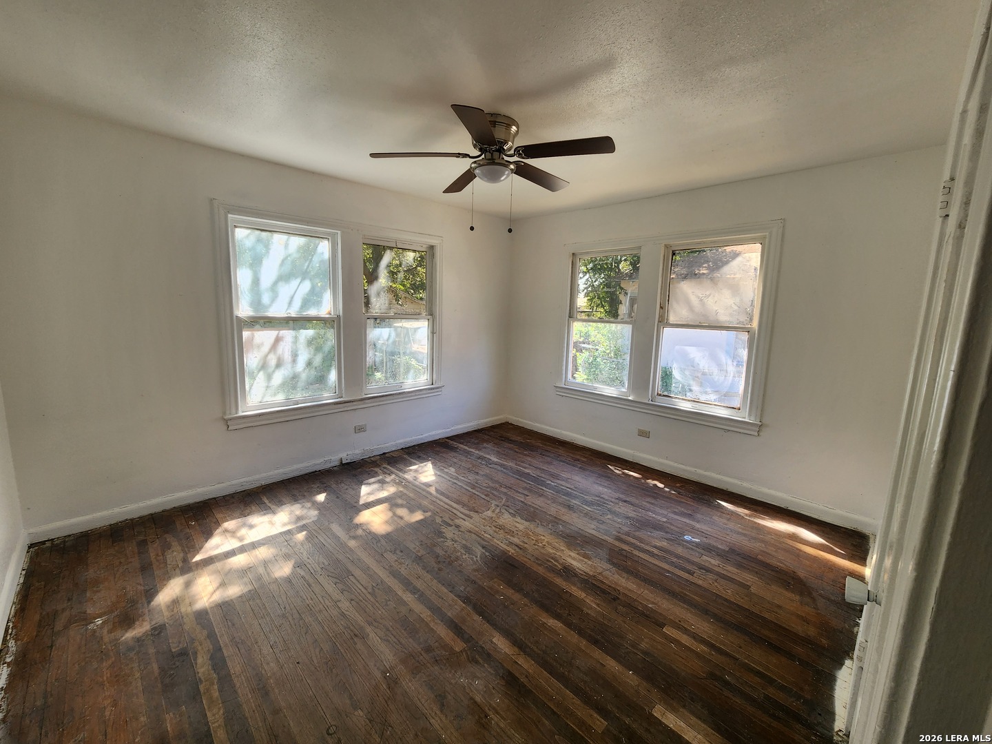 942 Schley Avenue San Antonio TX 78210