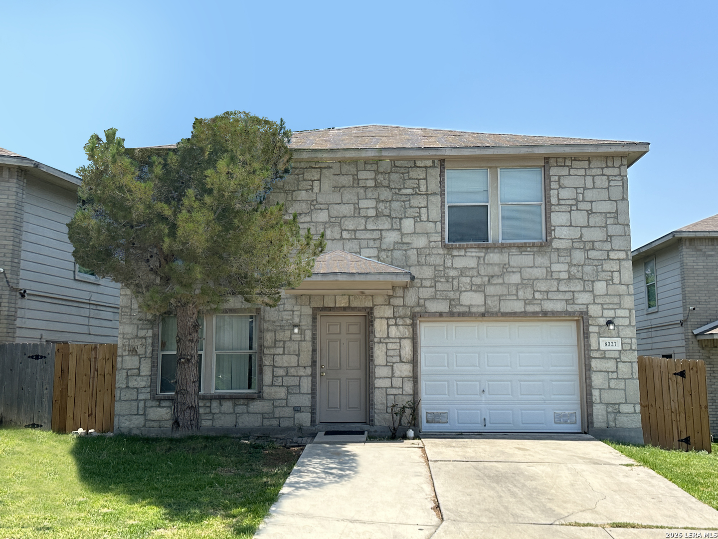 8327 Steep Valley Converse TX 78109