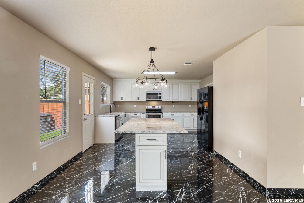 5819 Providence Oak San Antonio TX 78249