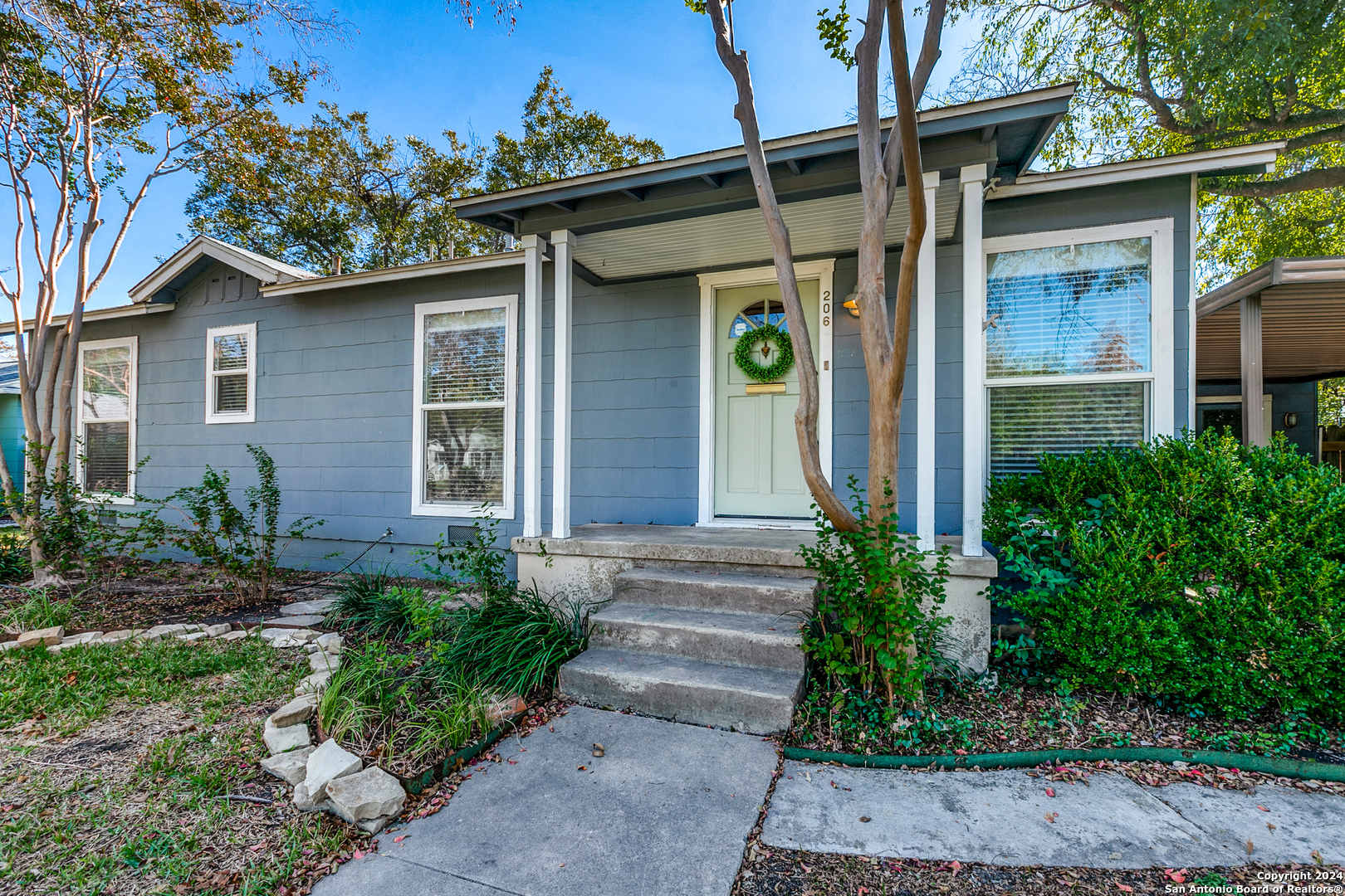 206 Chevy Chase Drive San Antonio TX 78209