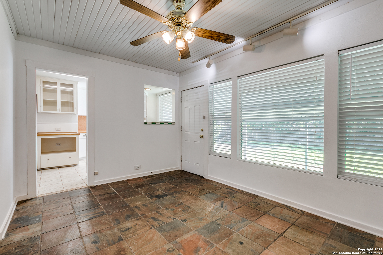 206 Chevy Chase Drive San Antonio TX 78209