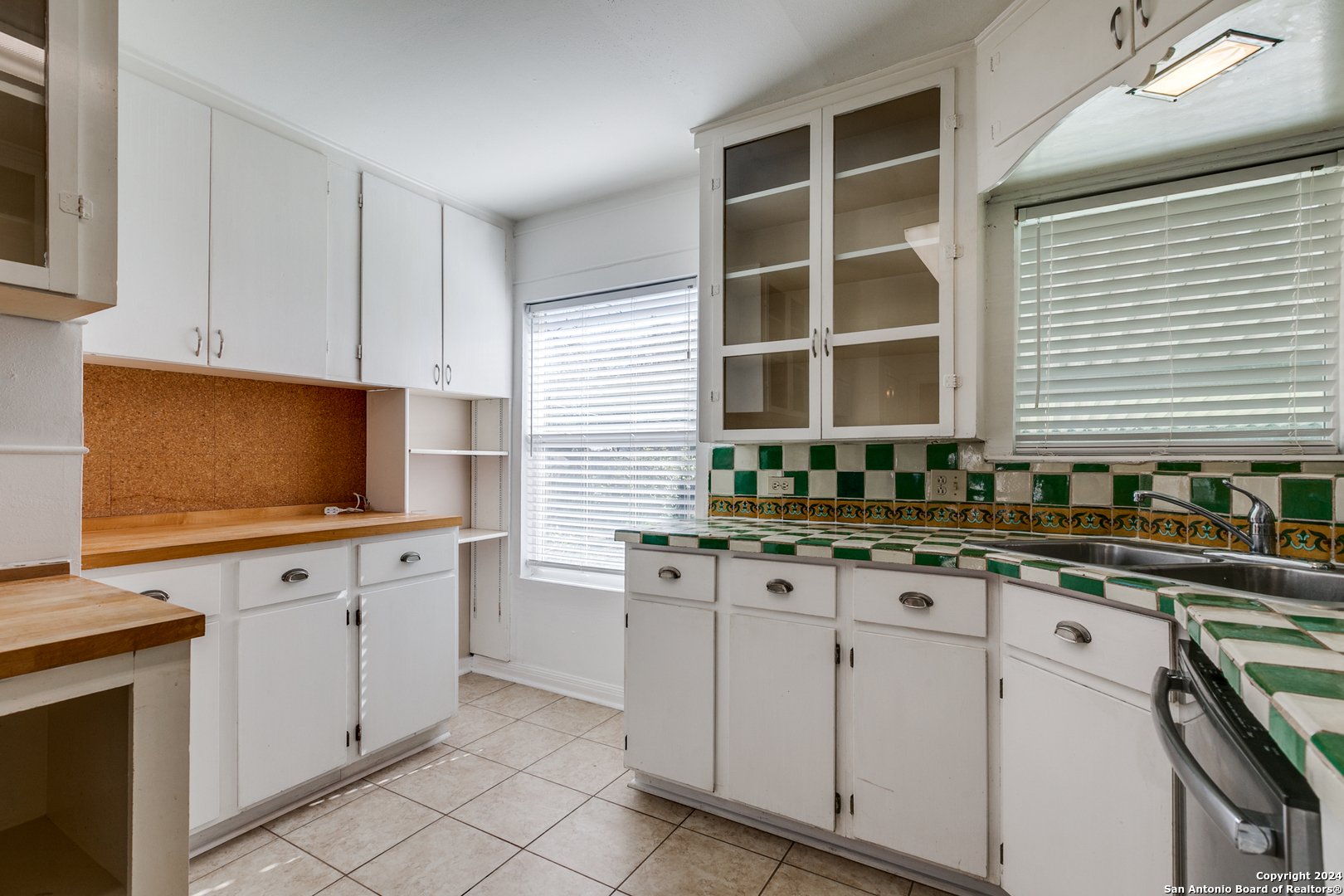 206 Chevy Chase Drive San Antonio TX 78209