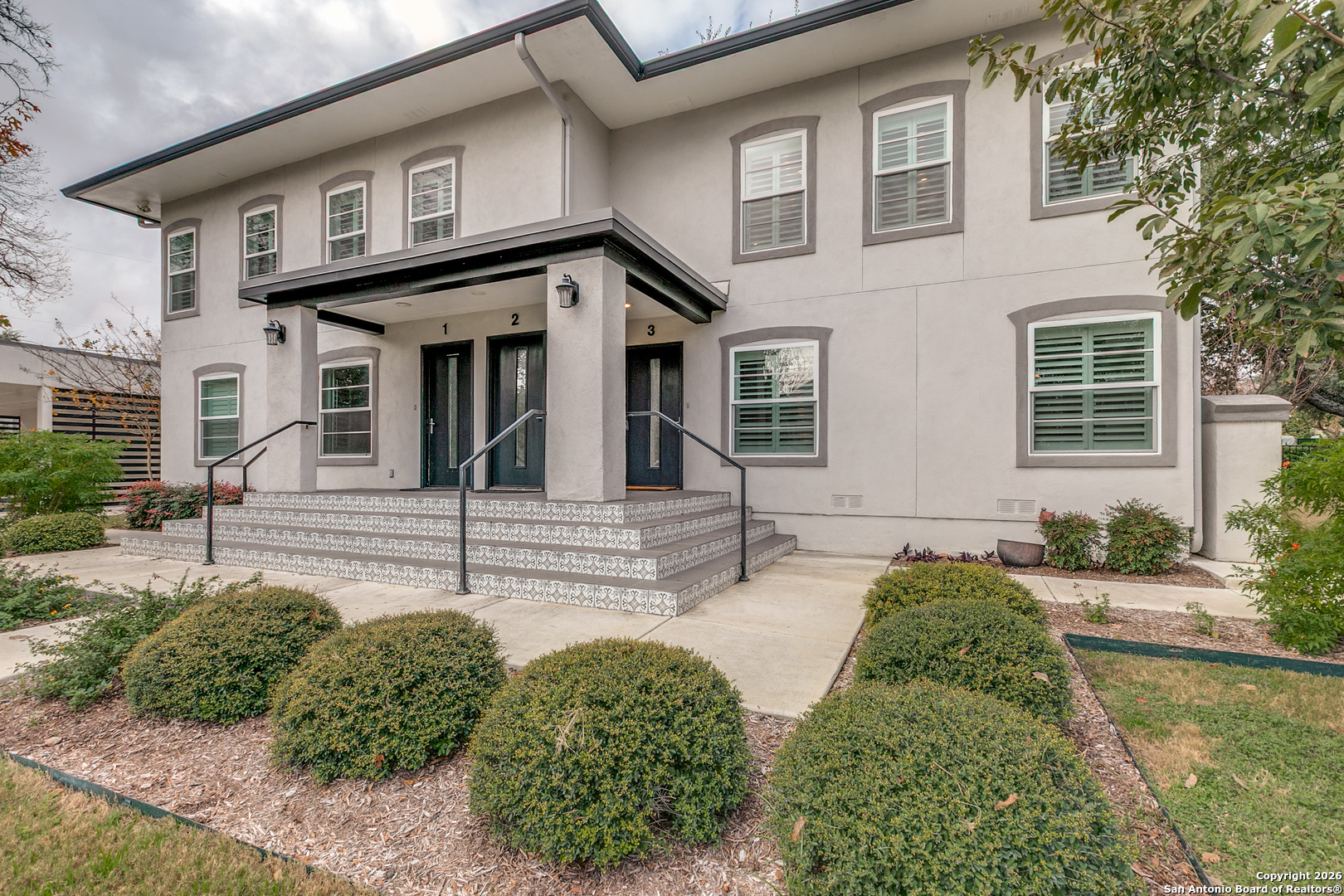 488 E Olmos Olmos Park TX 78212