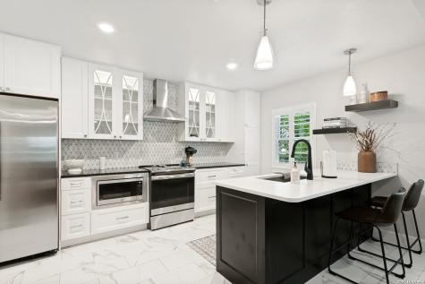 488 E Olmos Olmos Park TX 78212