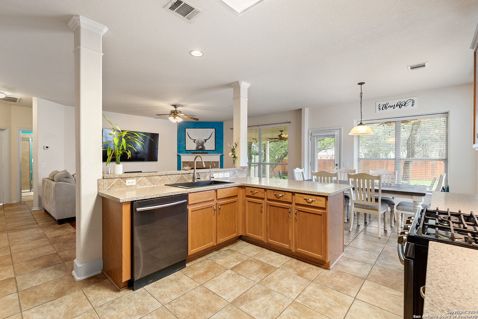 1306 Alpine Pond San Antonio TX 78260