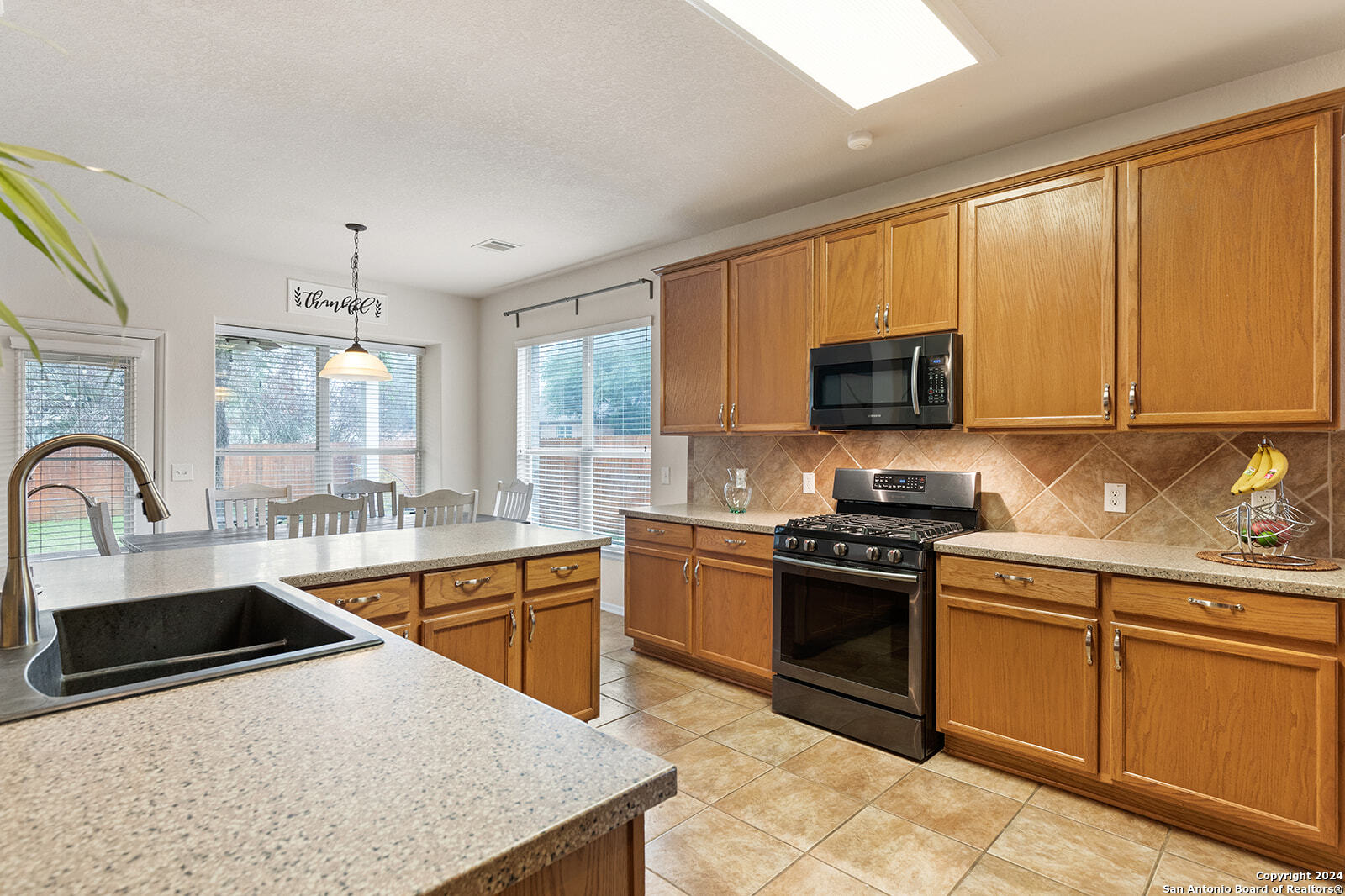 1306 Alpine Pond San Antonio TX 78260