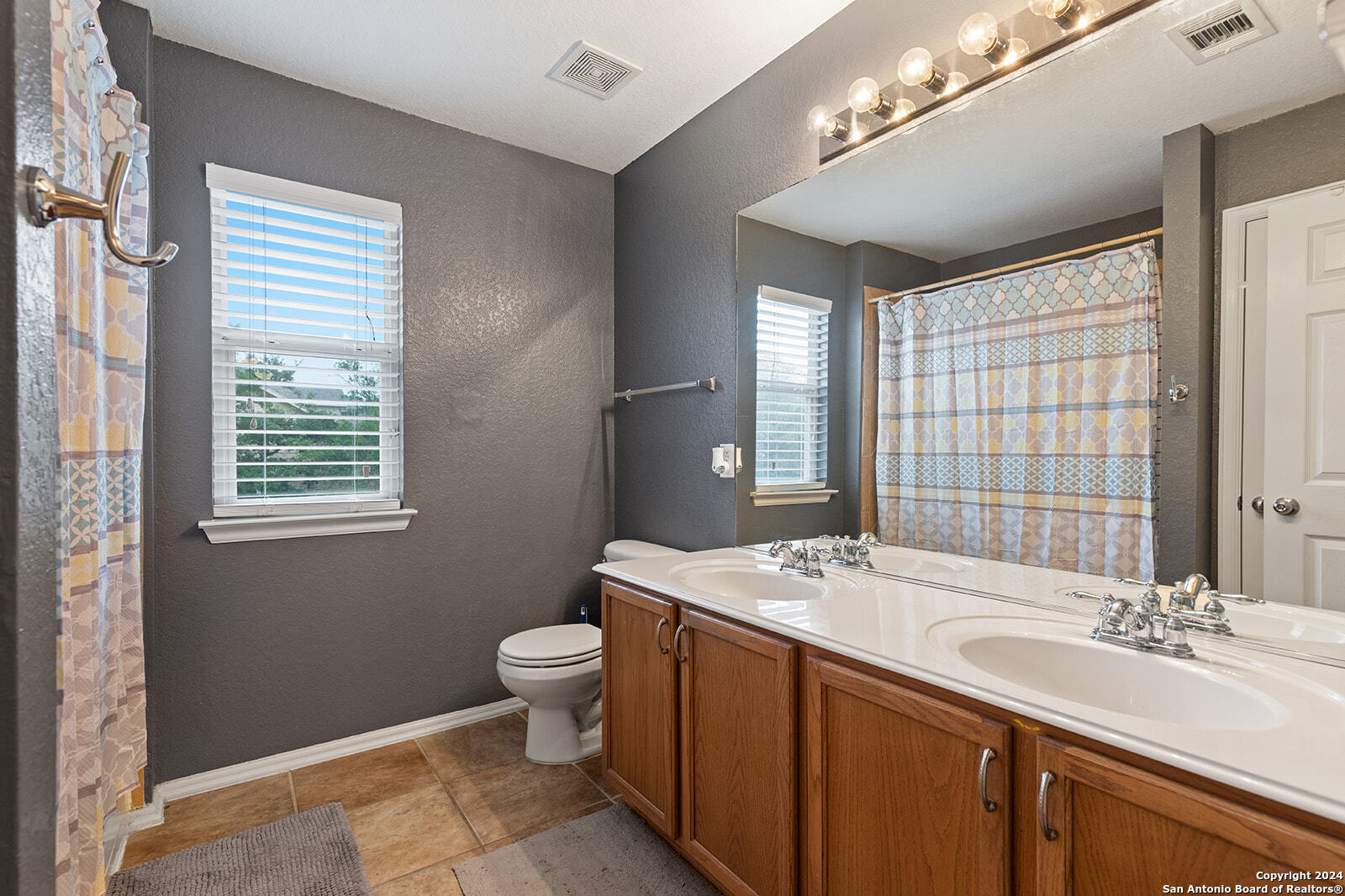1306 Alpine Pond San Antonio TX 78260