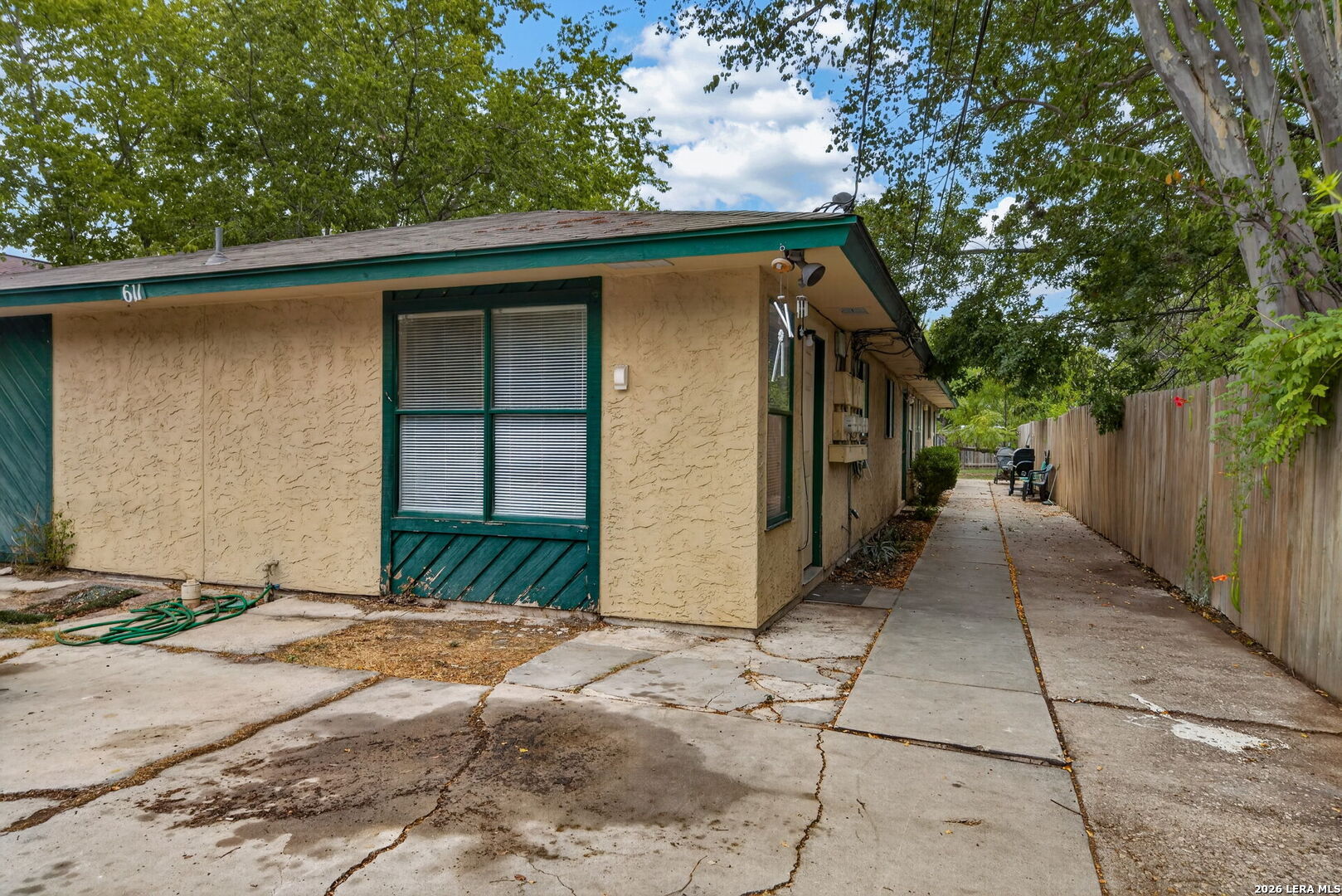 611 W Harding Boulevard San Antonio TX 78221