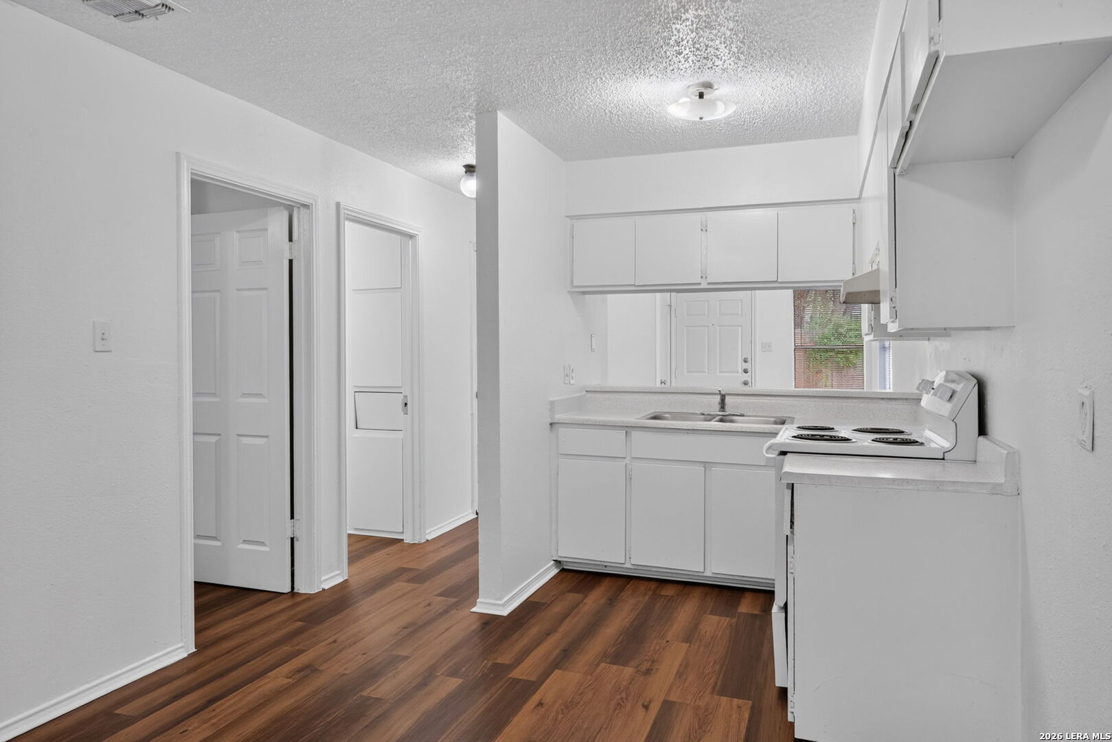 611 W Harding Boulevard San Antonio TX 78221