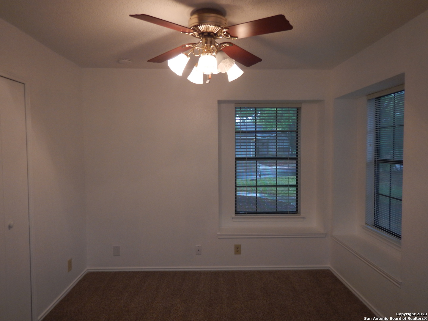5906 Spring Crossing San Antonio TX 78247