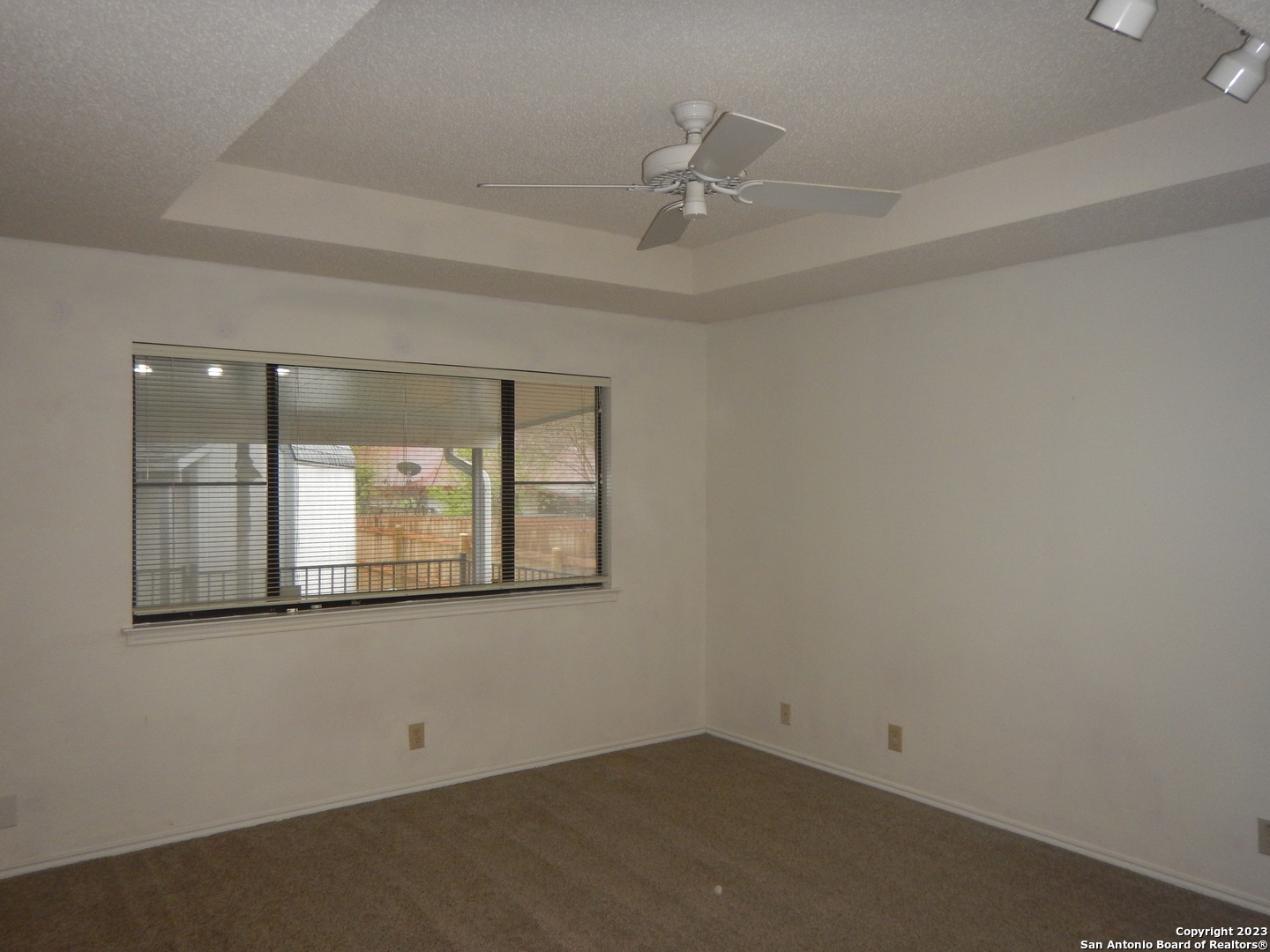 5906 Spring Crossing San Antonio TX 78247