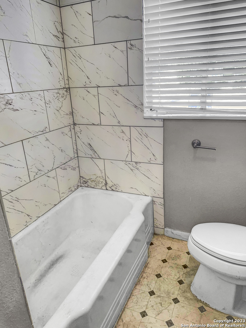 2016 W Olmos Drive San Antonio TX 78201