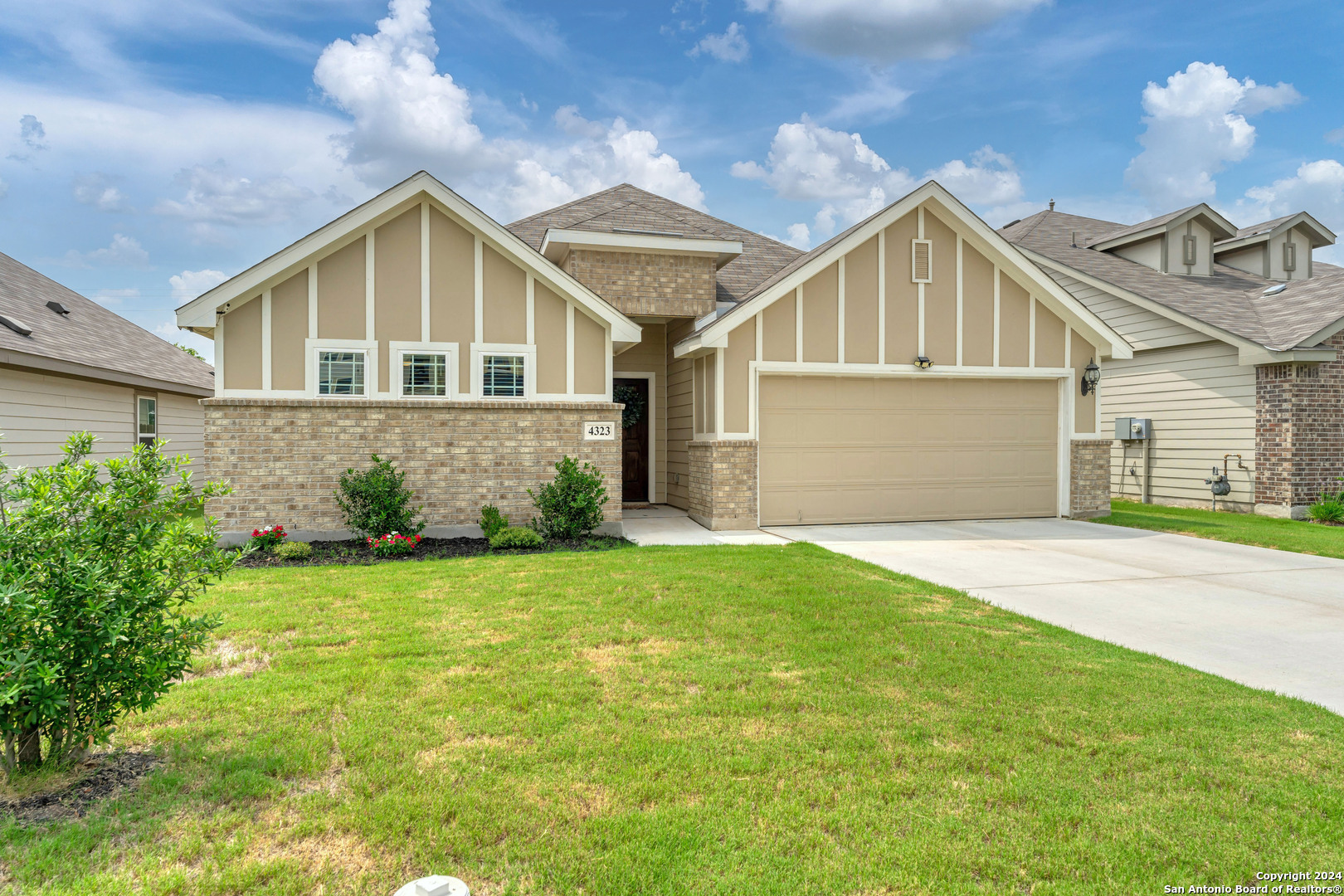 4323 W Vasquez Circle Converse TX 78109