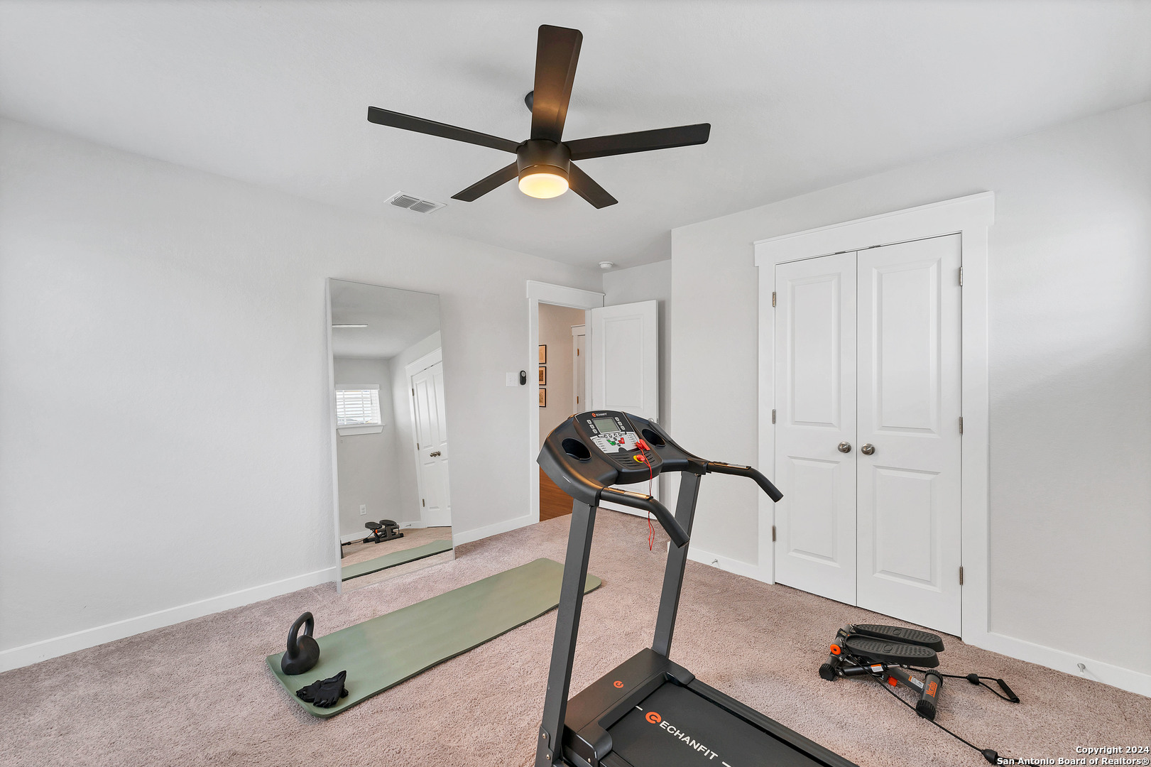 4323 W Vasquez Circle Converse TX 78109