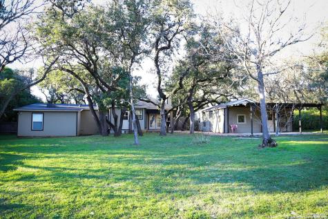 208 S Winston Lane Castle Hills TX 78213