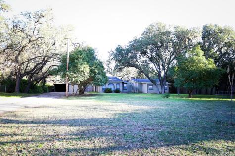 208 S Winston Lane Castle Hills TX 78213