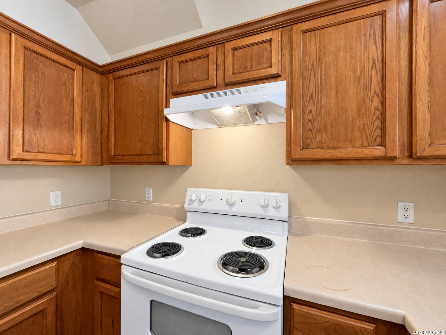 5734 Golf Heights San Antonio TX 78244