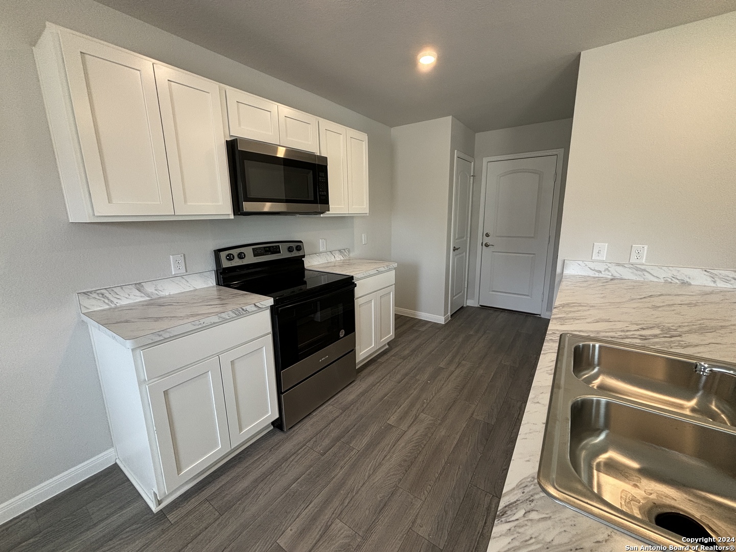 2242 Dry Moss Way San Antonio TX 78224